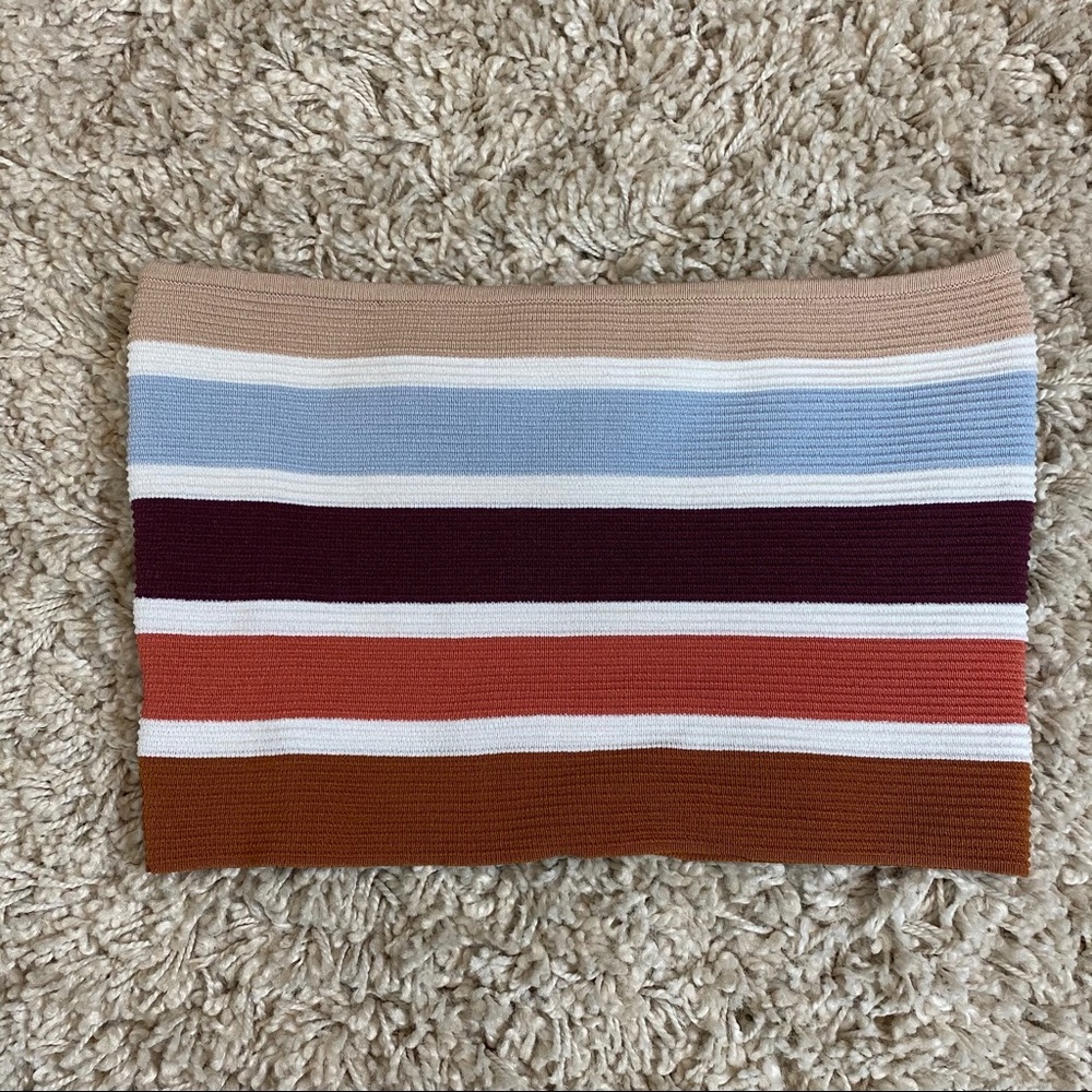 Tillys Ribbed Bandeau Top - Picture 4 of 5
